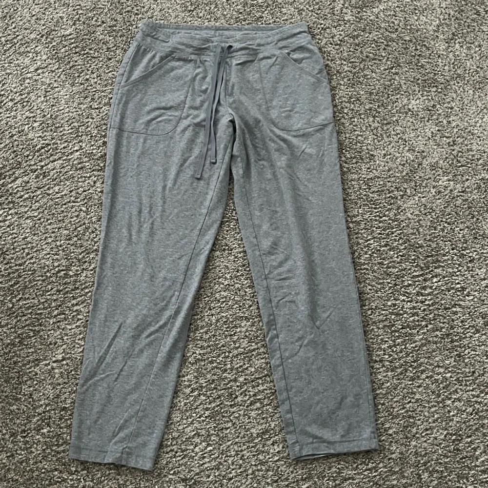 FOUR PACK women’s athleisure - Picture 3 of 13
